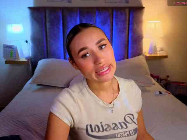 VictoriaHils webcam