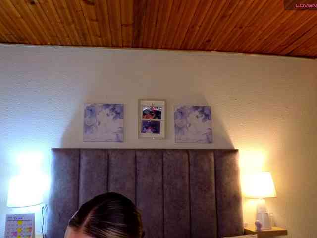VictoriaHils webcam