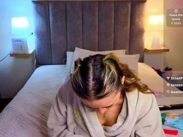 VictoriaHils webcam