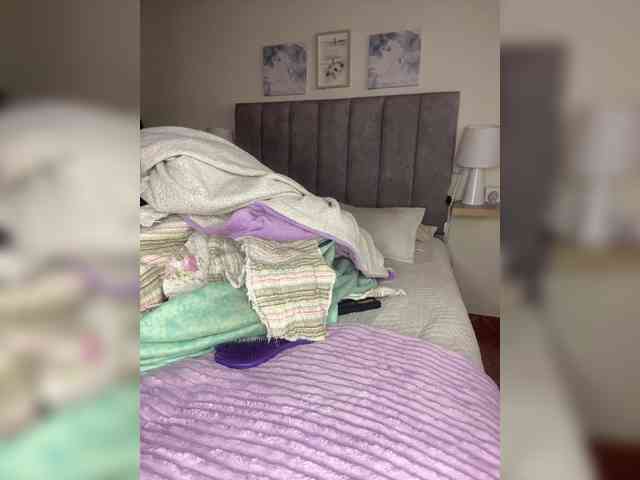 VictoriaHils webcam