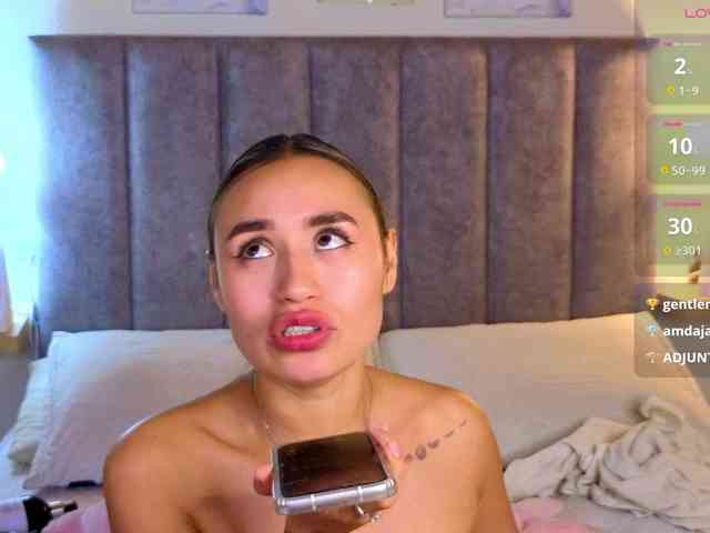 VictoriaHils webcam