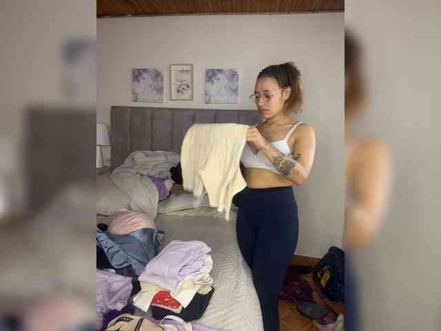 VictoriaHils webcam