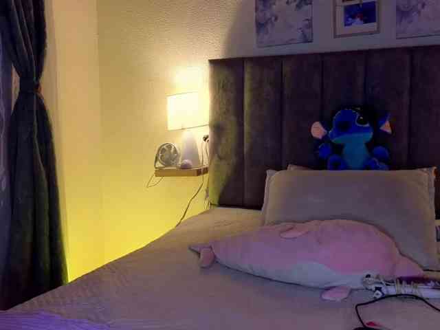 VictoriaHils webcam