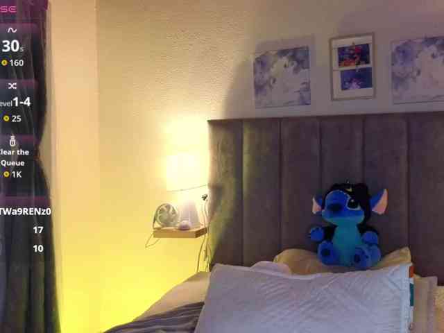 VictoriaHils webcam