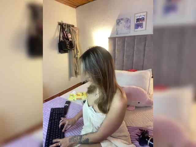 VictoriaHils webcam