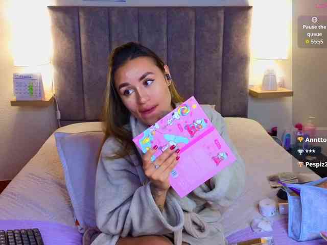 VictoriaHils webcam