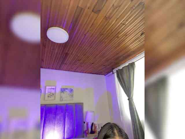 VictoriaHils webcam