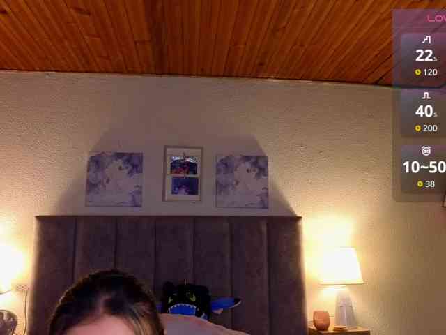 VictoriaHils webcam