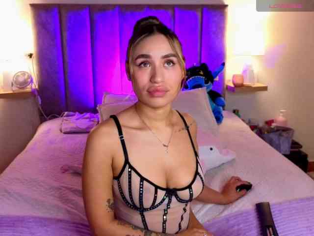 VictoriaHils webcam