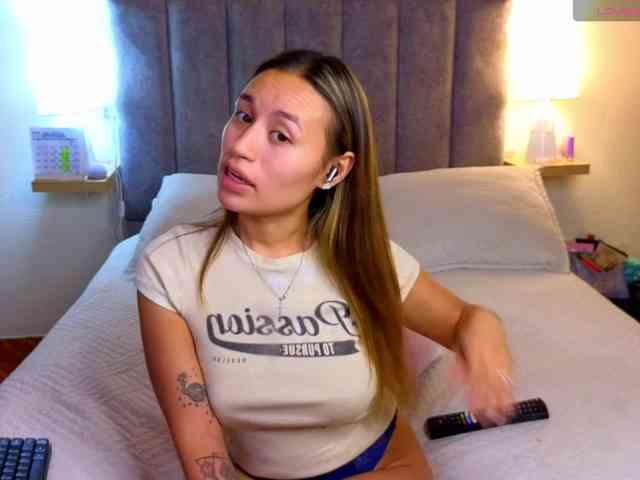 VictoriaHils webcam