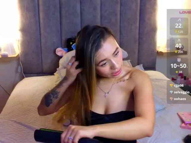 VictoriaHils webcam