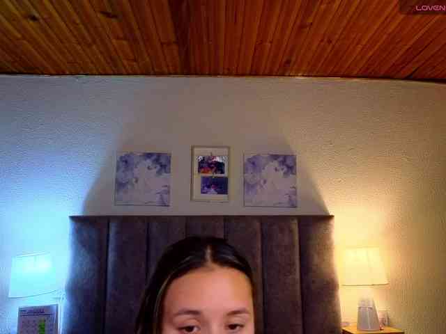 VictoriaHils webcam