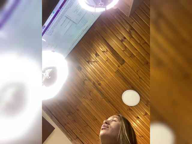 VictoriaHils webcam
