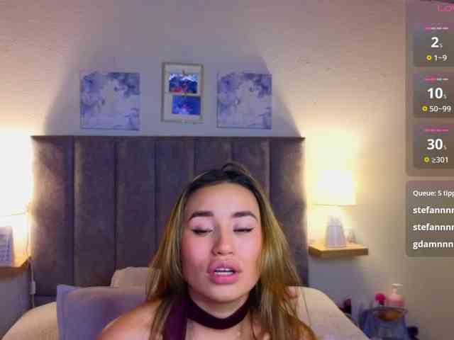VictoriaHils Live Webcam on BongaCams