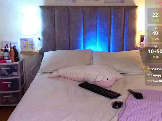 VictoriaHils webcam