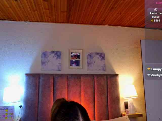 VictoriaHils webcam