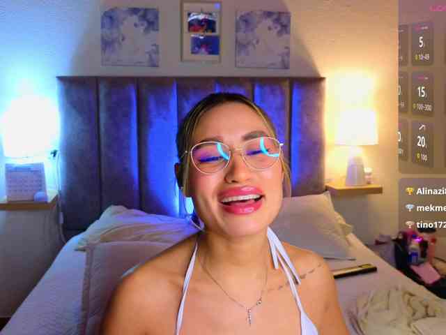 VictoriaHils webcam