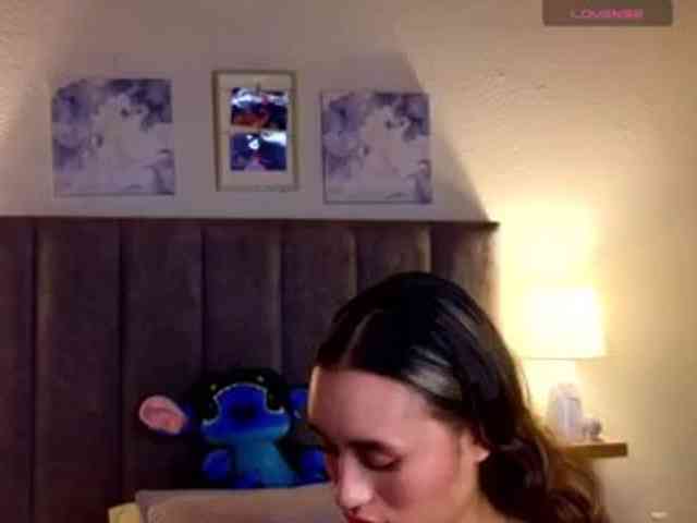 VictoriaHils webcam