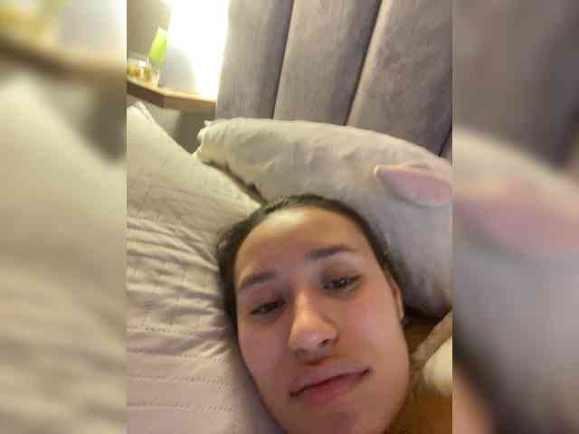 VictoriaHils webcam