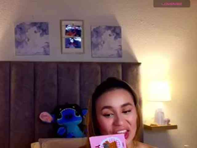 VictoriaHils webcam
