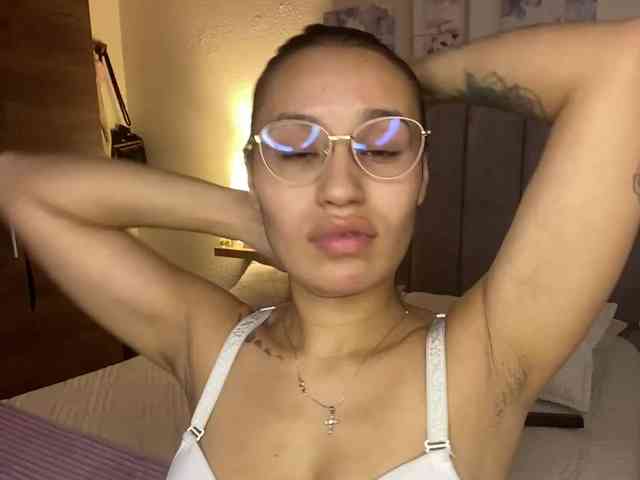 VictoriaHils webcam
