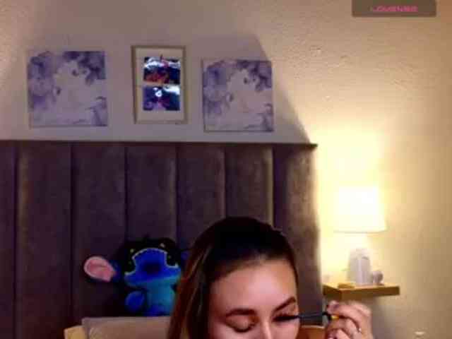 VictoriaHils webcam