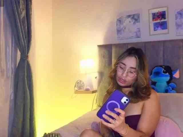VictoriaHils webcam