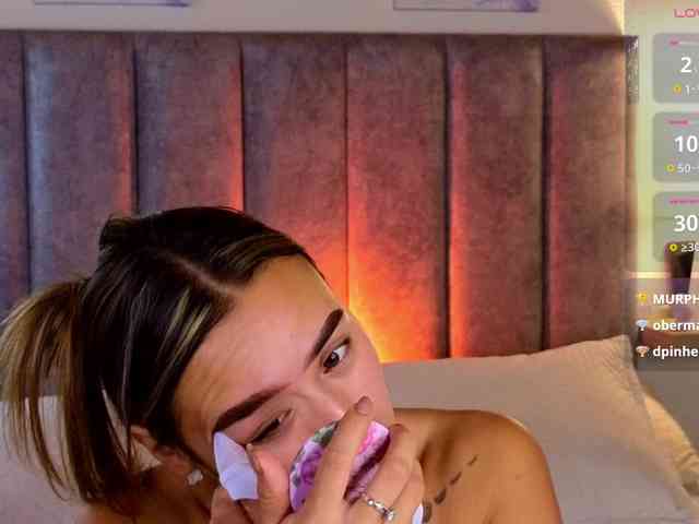 VictoriaHils webcam