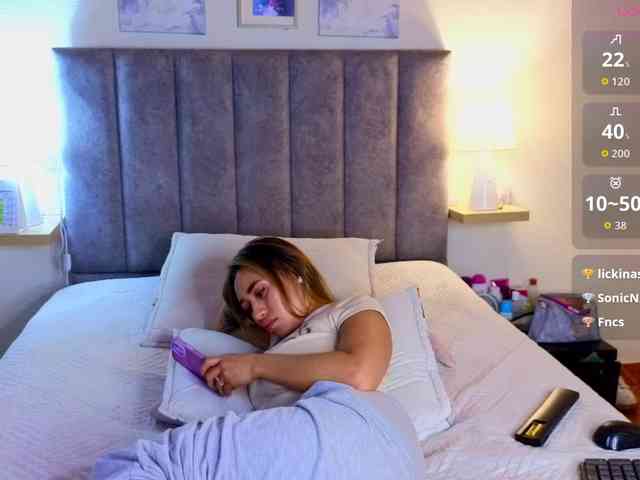 VictoriaHils webcam