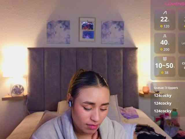 VictoriaHils webcam