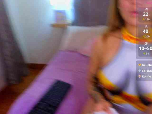 VictoriaHils webcam
