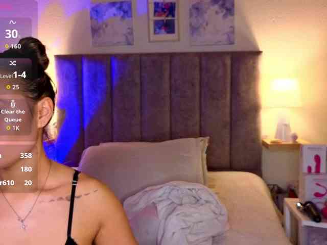 VictoriaHils webcam