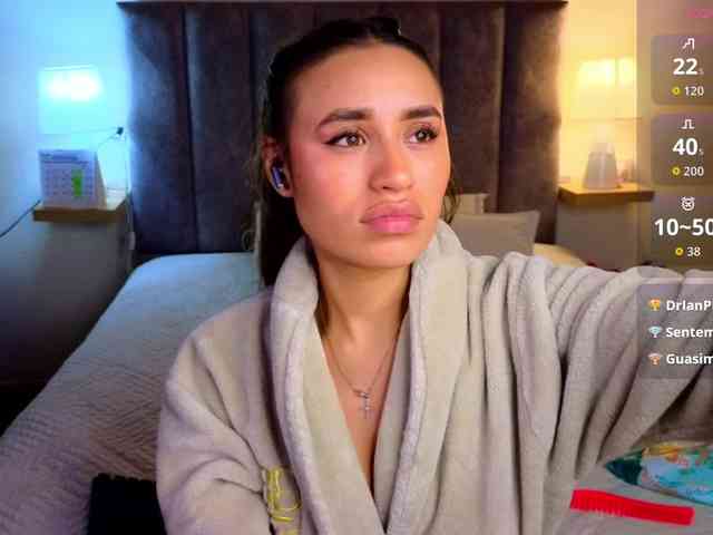 VictoriaHils webcam