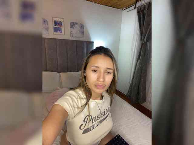 VictoriaHils webcam