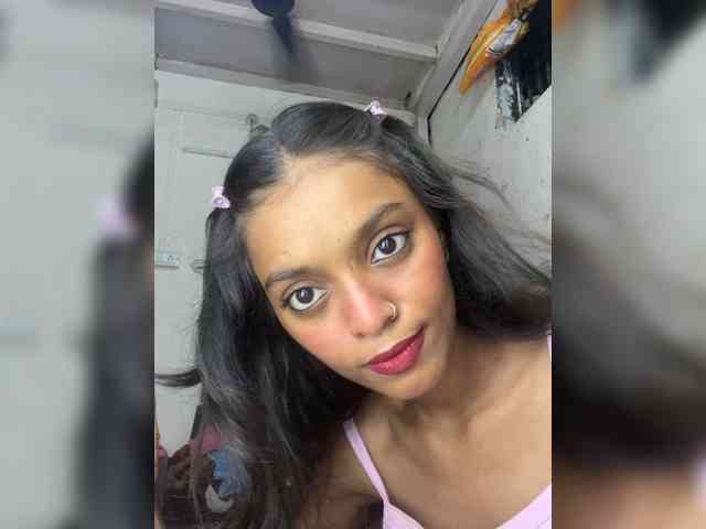 desireZoya webcam