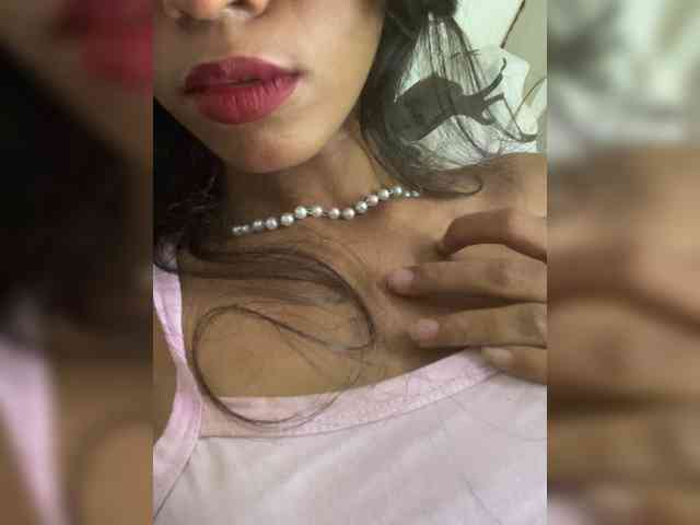 desireZoya webcam