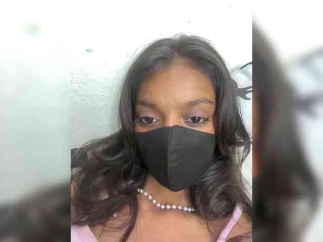 desireZoya webcam