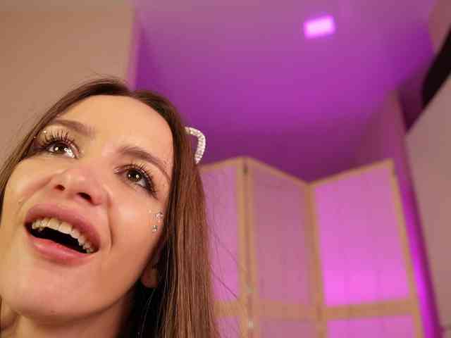 Модель: Rosyfay