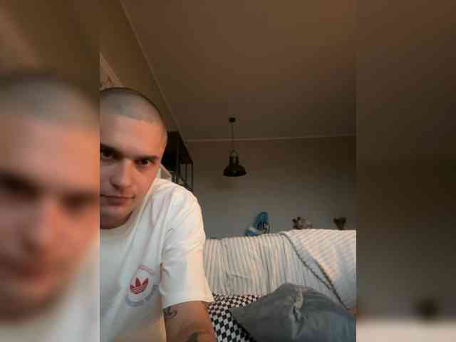 PussiStage webcam