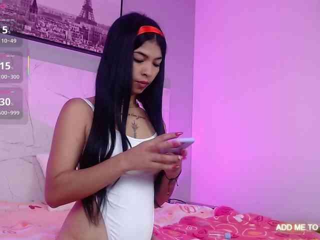 LEAH-SWEET webcam
