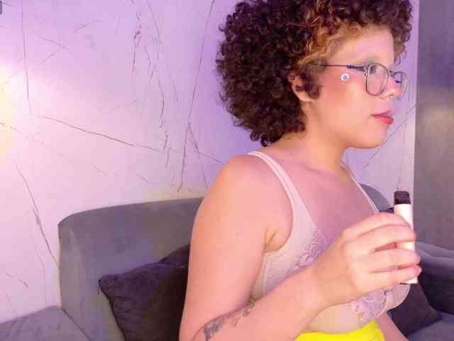 SugarIn-MyPancakes webcam