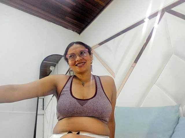 valeriagil online