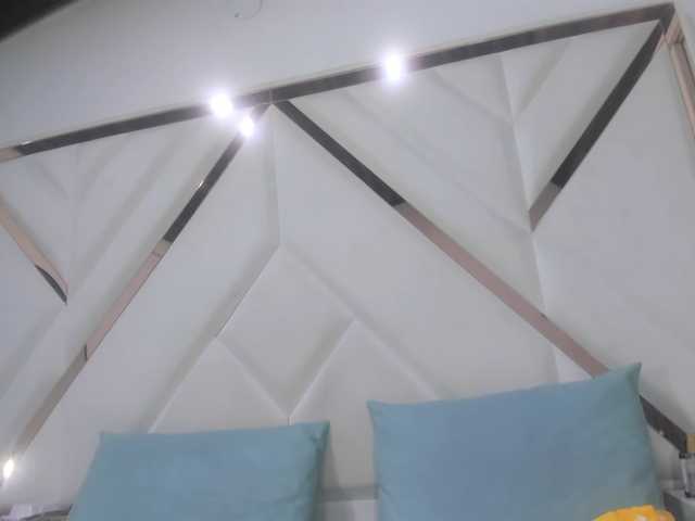 ValeriaGil live cam on BongaCams