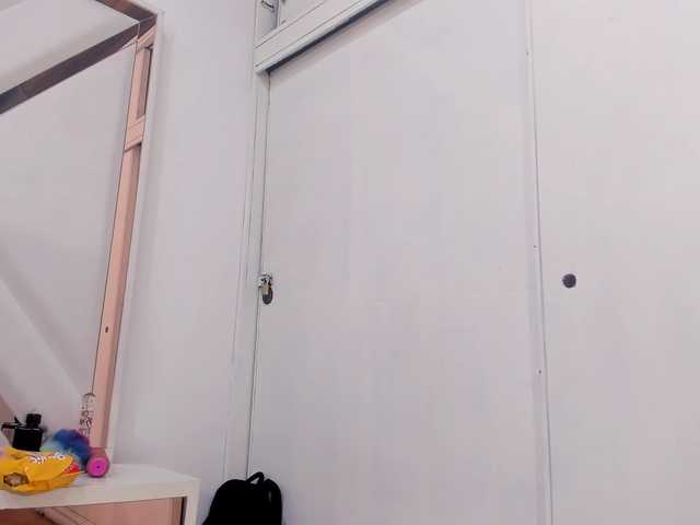 ValeriaGil Live Cam on BongaCams