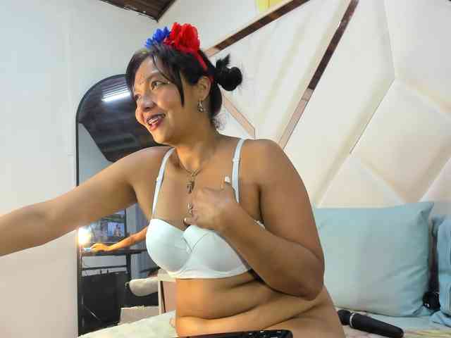 ValeriaGil webcam