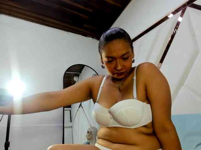 ValeriaGil webcam