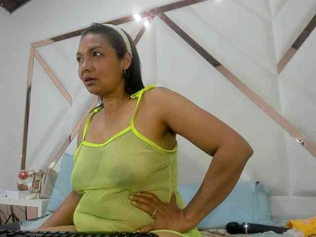 ValeriaGil webcam