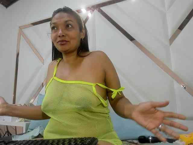 ValeriaGil webcam
