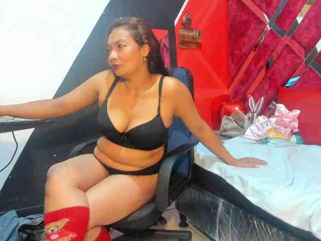ValeriaGil webcam