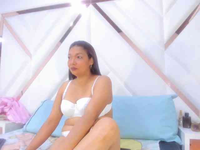 Modelo: ValeriaGil